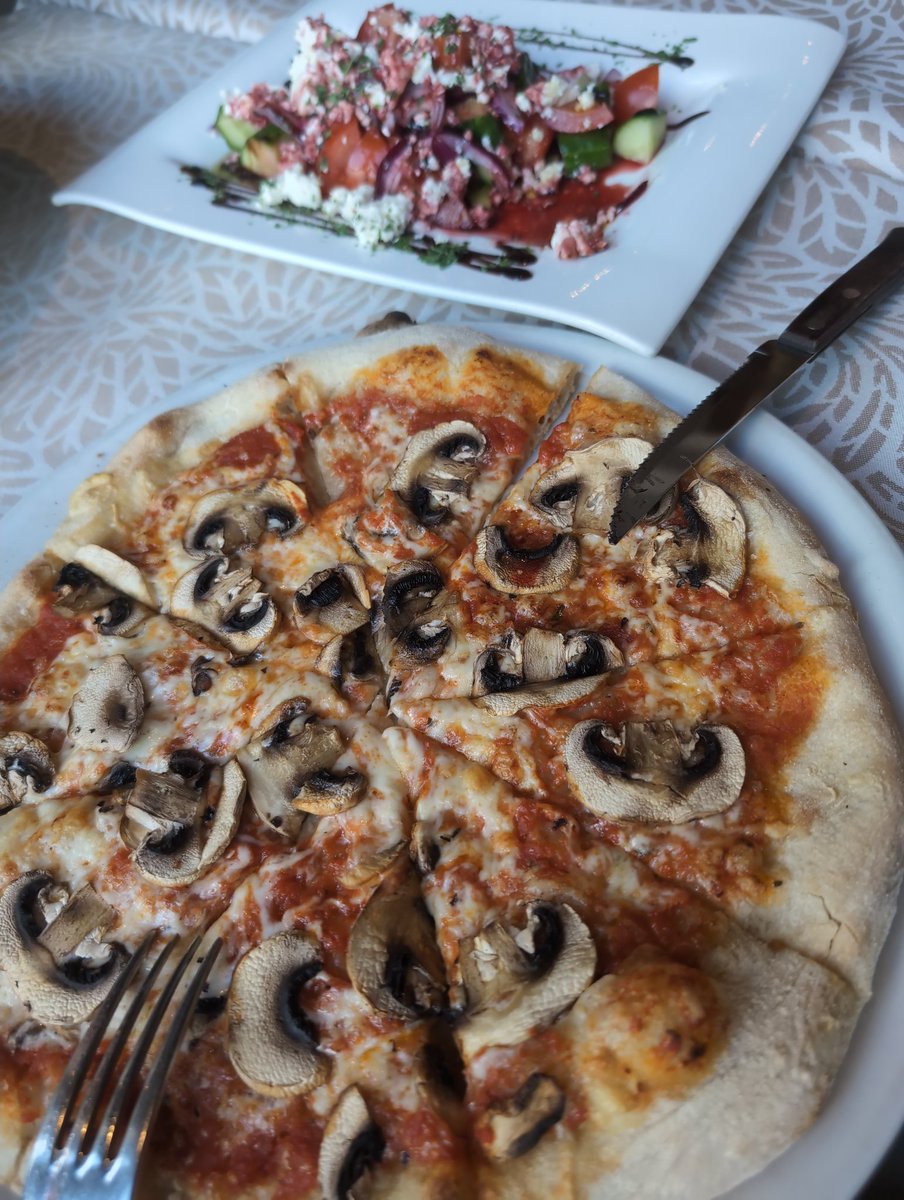 Bitcoin Pizza Tag, zu Ehren von Laszlo Hanyecz :) 👻