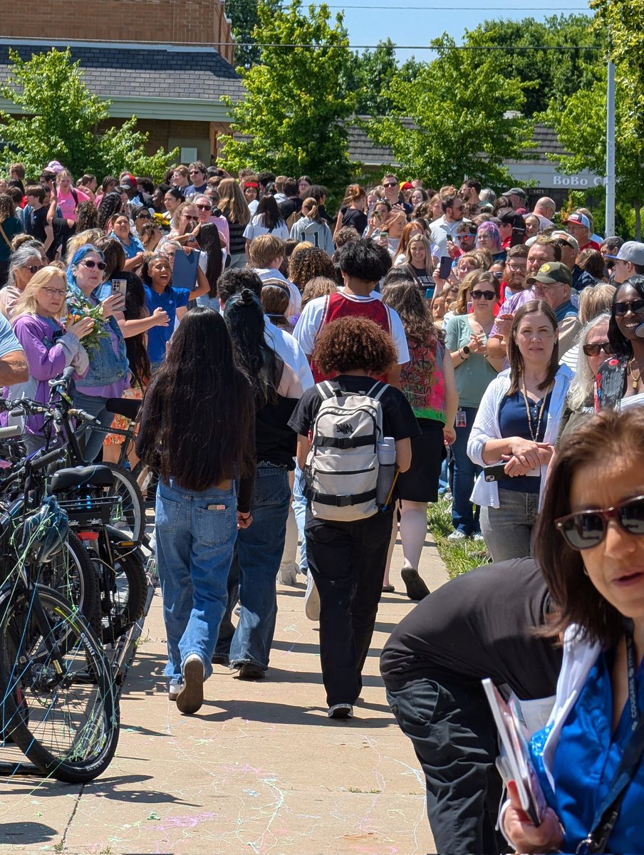 Keri Snyder tweet media