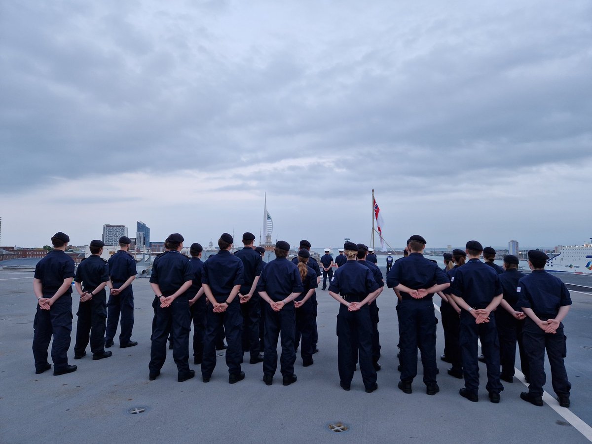 HMS Queen Elizabeth (@hmsqnlz) on Twitter photo The next generation!
We welcomed <a href="/URNUSolent/">URNU Solent</a> onto HMS Queen Elizabeth for a visit on their drill night. They finished up by joining the traditional sunset ceremony on our flight deck. The next generation!
We welcomed <a href="/URNUSolent/">URNU Solent</a> onto HMS Queen Elizabeth for a visit on their drill night. They finished up by joining the traditional sunset ceremony on our flight deck.