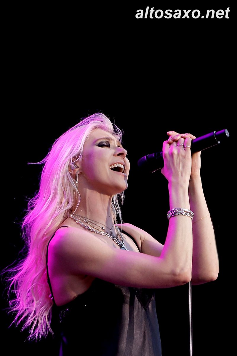 Taylor Momsen of The Pretty Reckless performs at Nissan Stadium in Nashville on May 21, 2025. 
ALTOSAXO Music Apparel 
altosaxo.net