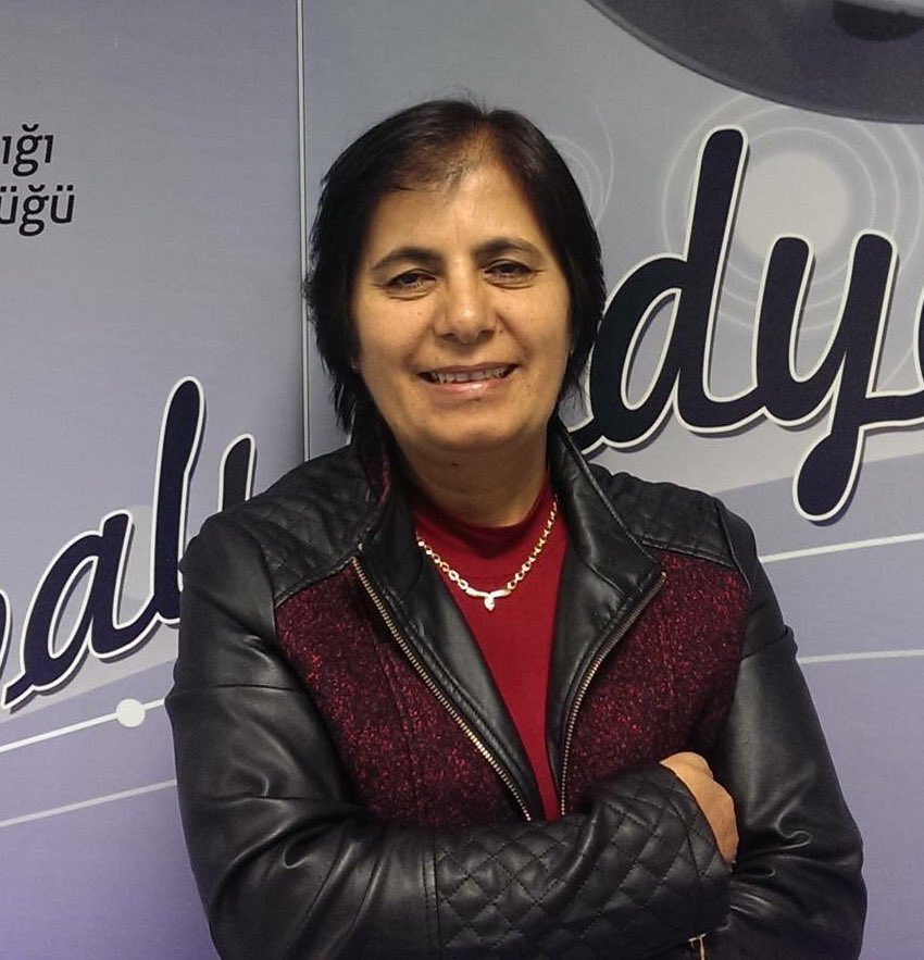 TÜRKÜ PINARI - HER PERŞEMBE SAAT 18:30 ve 00:30’da SİZLERLE…

Hasan Basri Dumlupınar’ın hazırlayıp sunduğu “Türkü Pınarı” programında halk müziği üzerine keyifli sohbetler eşliğinde en güzel türküler söyleniyor. 

Her perşembe 18:30 ve 00:30’da sizlerle.

radyo.mgm.gov.tr