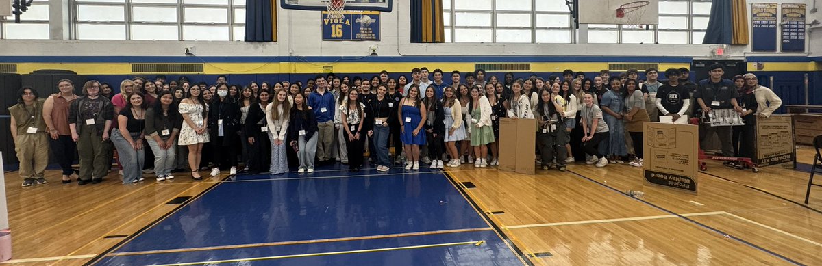 Ms. Andreu tweet media