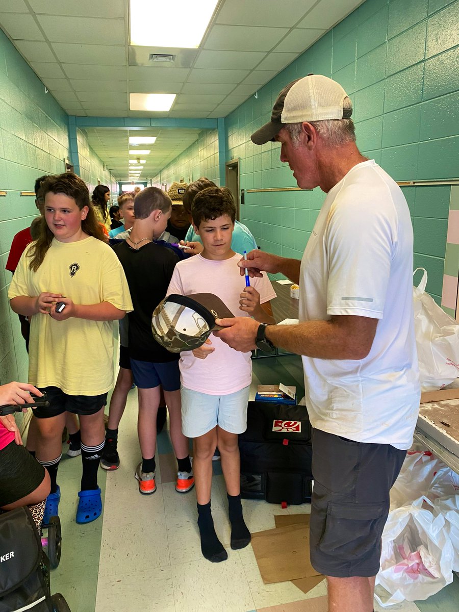 Brett Favre tweet media