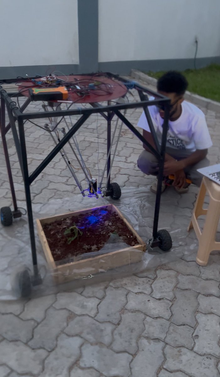 Samuel__Waweru's tweet photo. Built a Delta Laser Weeding Robot  in fulfillment of my BSc. Mechatronic Engineering degree, JKUAT. 
5.2 karibu inimalize 🥵 https://t.co/EX19yi5i33