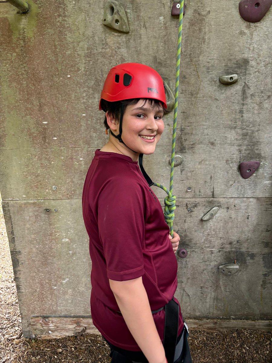 8thReigate's tweet image. The Scouts had a blast on the climbing wall &amp;amp; abseiling tower.  Some were expert and some novices but all made progress. It was great to see people scared to go over the edge abseiling then come back for more! Fears conquered! @RAASchoolGatton @surreyscouts @ReigateScouts