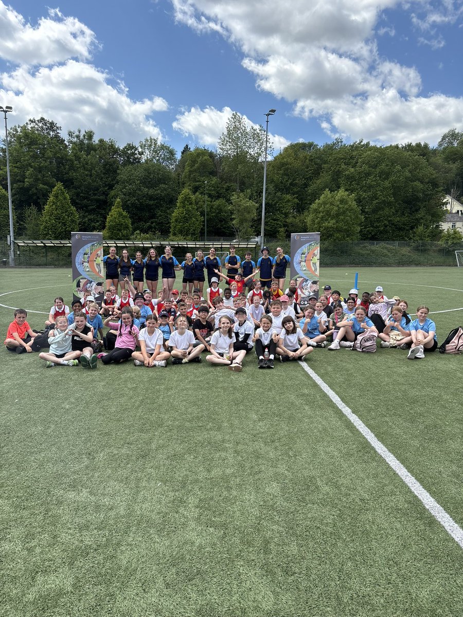 ALSportDev's tweet image. What a brilliant day of sport, sunshine, and smiles as 75 primary pupils took part in today’s cricket event at Abertillery Sports Centre! ☀️ Huge thanks to the @ALC3to16 leaders for running the show, and to @LucyKing_CWDO for the stump-endous support! 🏏 #Howzat