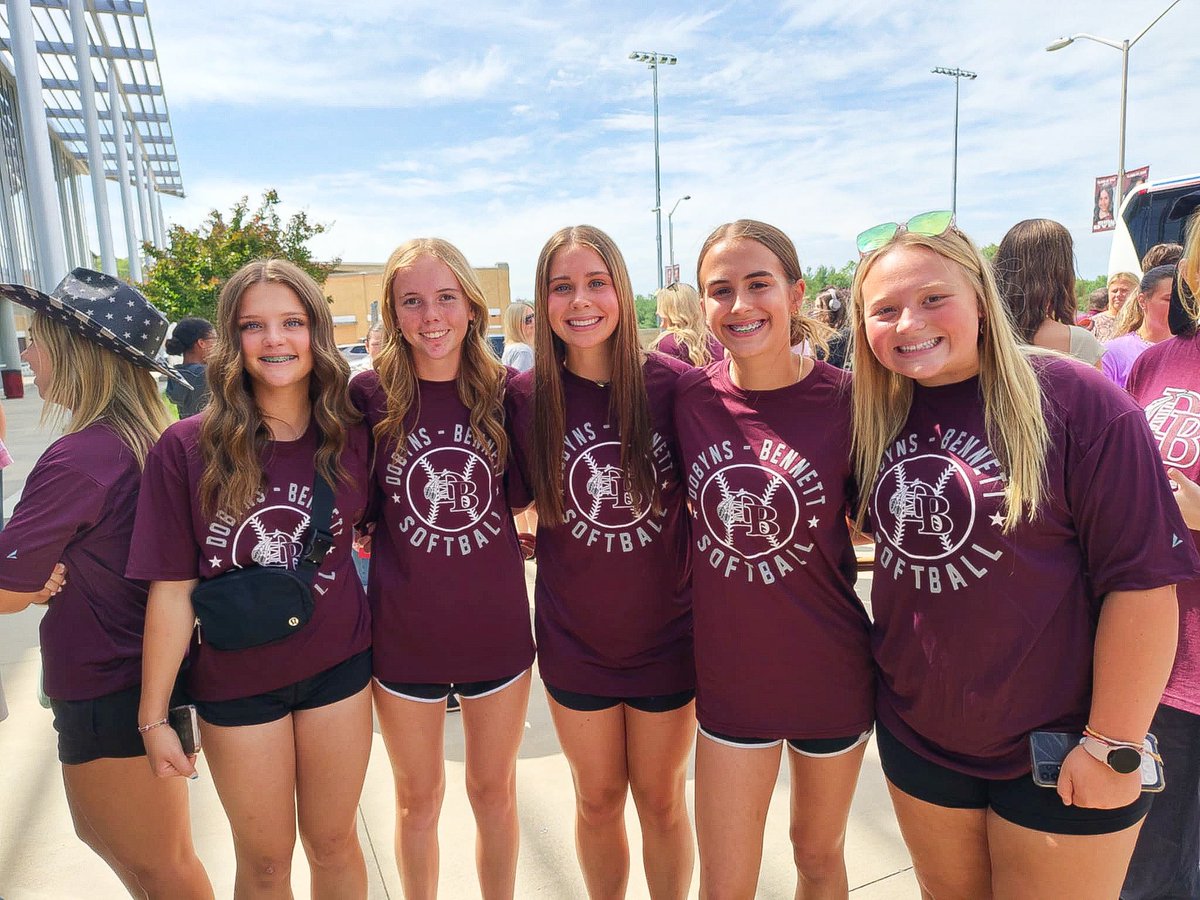 Freshman season was a great one! I’m so proud of all my girls even though it didn’t end the way we wanted it to. Couldn’t imagine doing this with anyone else!!