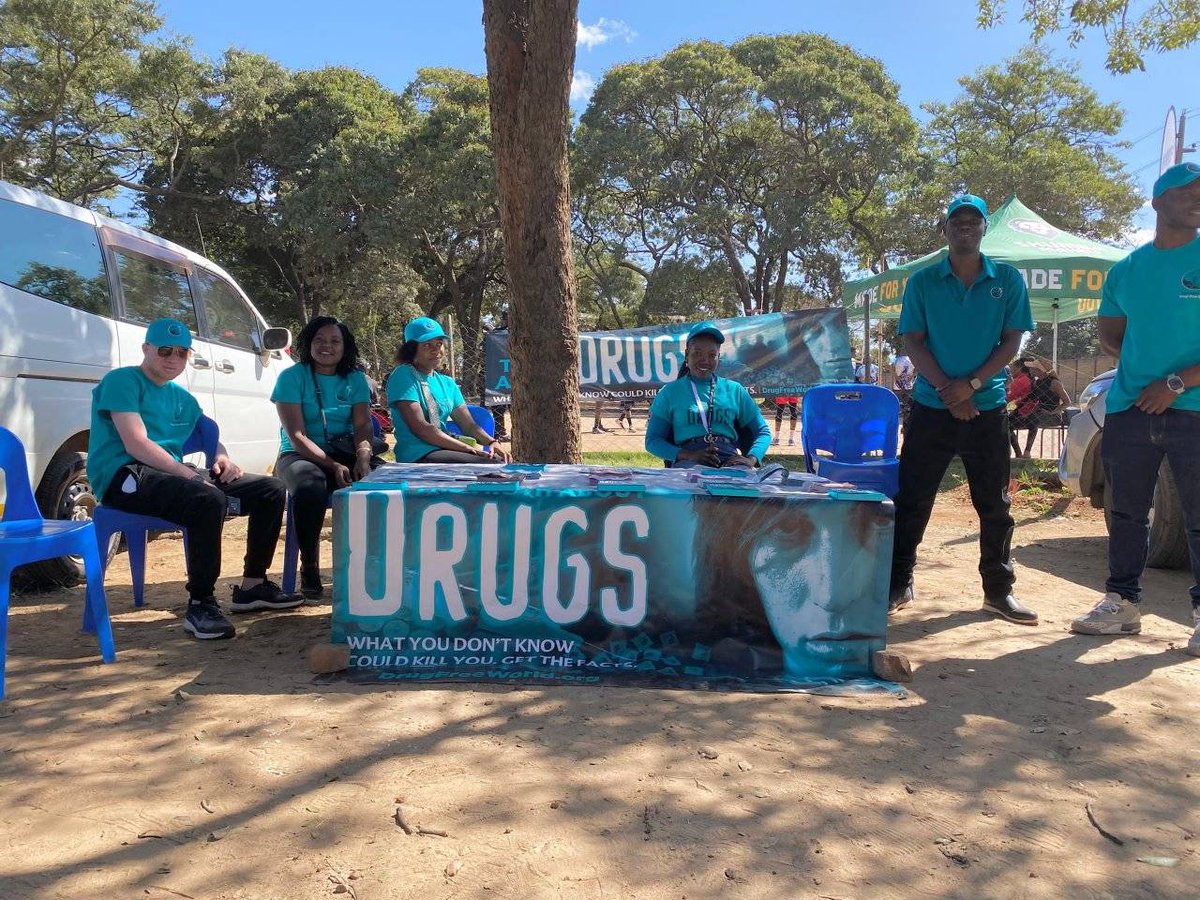 drugfreeworld's tweet photo. Empower yourself with knowledge not substances. Raising awareness against drug and substance use through volleyball in partnership with Harare Volleyball Association @FYBY09 
#Sport4Development
#youthiesagainstdruguse
#TheTruthAboutDrugs
#DrugEducation #drugfreeworld https://t.co/ockJoPFr3H