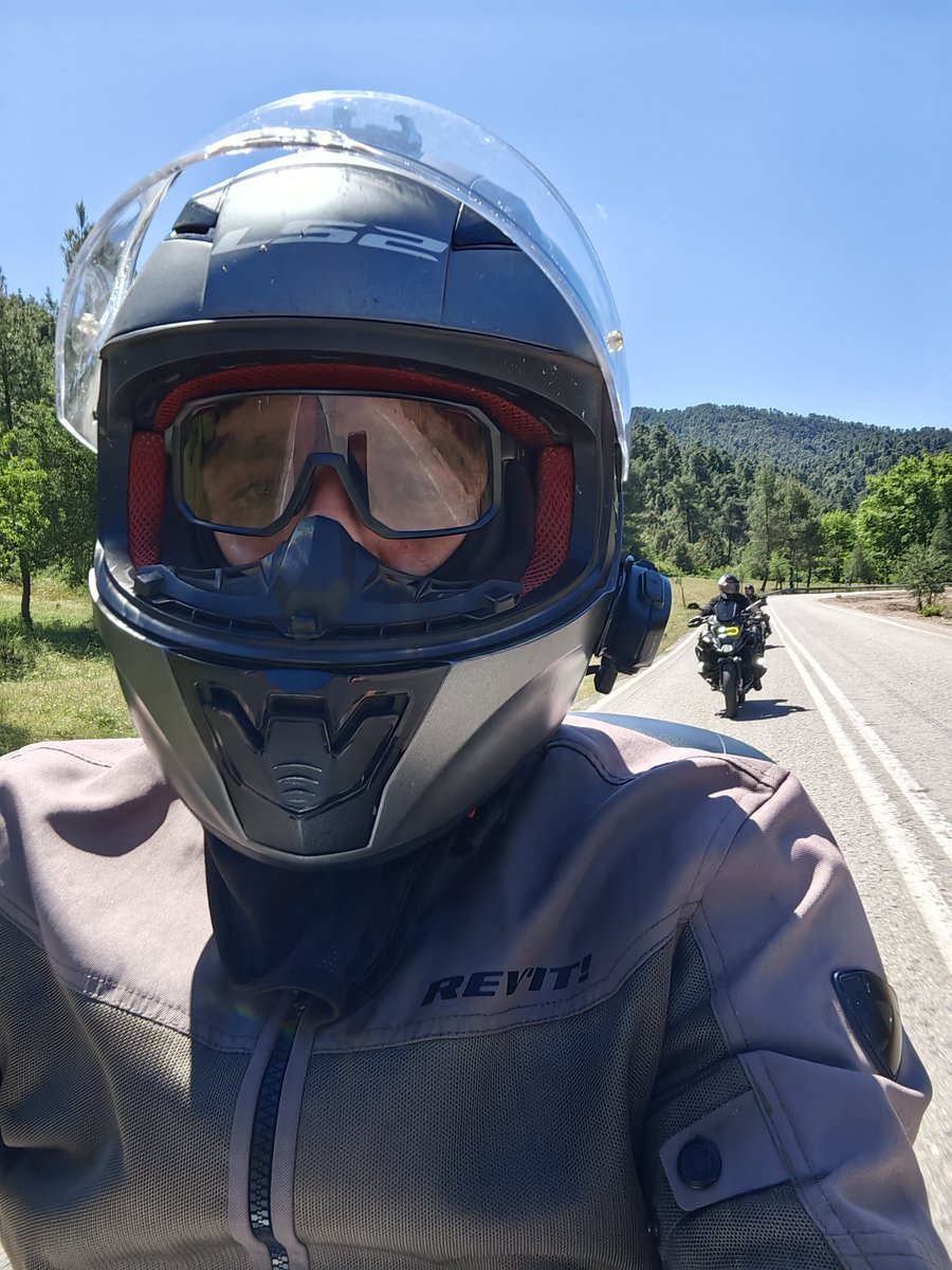 PBelefantis's tweet photo. #viaggiinmoto #MotoGuzzi #Norge1200 #MotoTravel #travelmotorcycle #travelwithmoto #mototravel #mototravellers #exploregreece #Mototurirmo #MotoTour #roadtrip #alwaysintour https://t.co/JcqosDgIYN