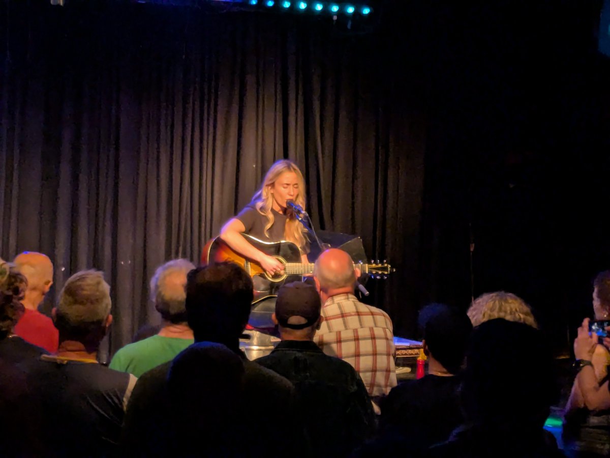 5-9 (@5to9blog) on Twitter photo GIG REVIEW: <a href="/estherrose/">esther rose</a> at <a href="/thelexington/">The Lexington</a>, London
Santa Fe-based Esther wants to return to the UK with her full band. On the evidence of last night's show and her recent album, this needs to happen! Read our review: 5-9blog.com/post/gig-revie…
#GigReview GIG REVIEW: <a href="/estherrose/">esther rose</a> at <a href="/thelexington/">The Lexington</a>, London
Santa Fe-based Esther wants to return to the UK with her full band. On the evidence of last night's show and her recent album, this needs to happen! Read our review: 5-9blog.com/post/gig-revie…
#GigReview