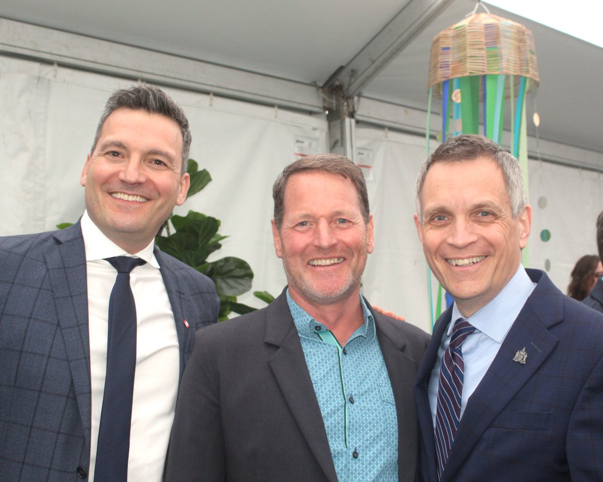 Stuart Benson tweet media