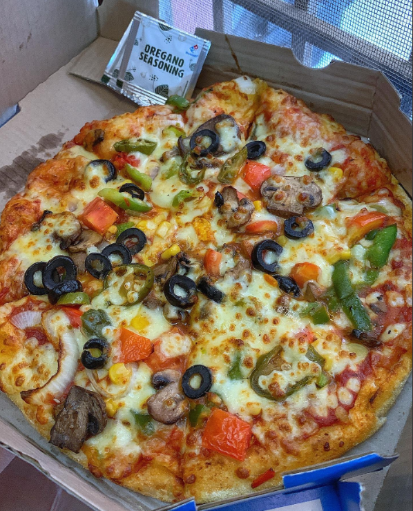 m1kuSnft's tweet photo. @ellipal If I had 10,000 BTC today... I'd buy every pizza joint on Earth and rename them all “Satoshi’s Slice”! 🍕💸
#BitcoinPizzaDay #HODLwithELLIPAL #XCardWallet
@ellipal https://t.co/2NLAo4pHAr