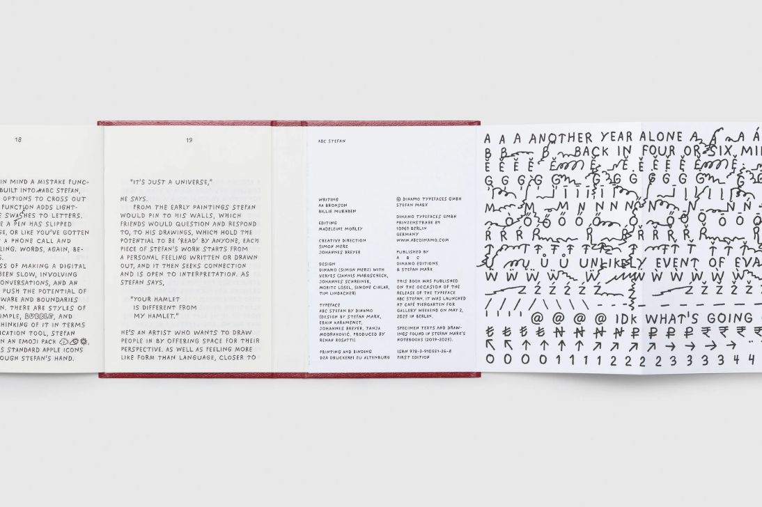 Dinamo turns Stefan Marx’s handwriting into a font. The collaborative fruits are being presented in a 2.5-metre-long “artist-specimen-accordion-book hybrid” > buff.ly/d9C283F