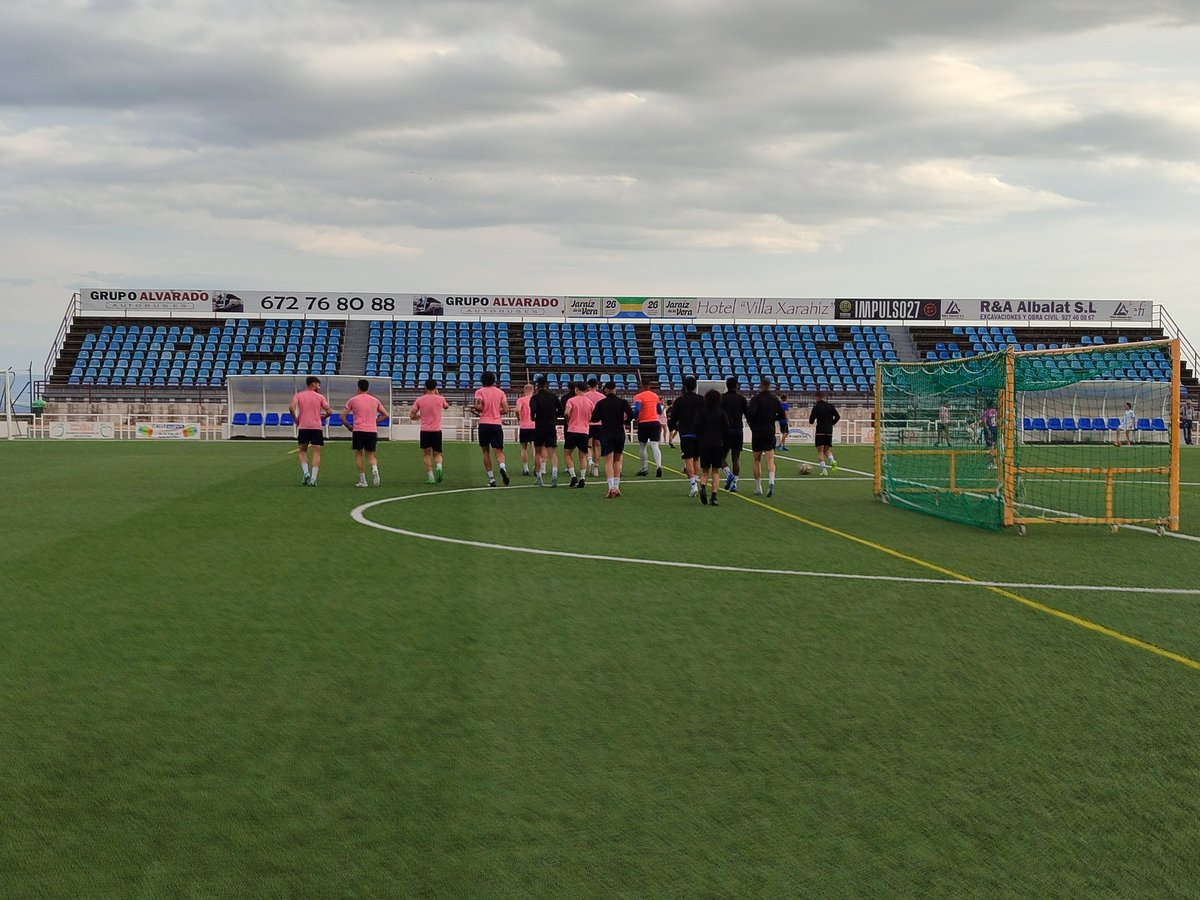 Club de Fútbol Jaraíz. tweet media