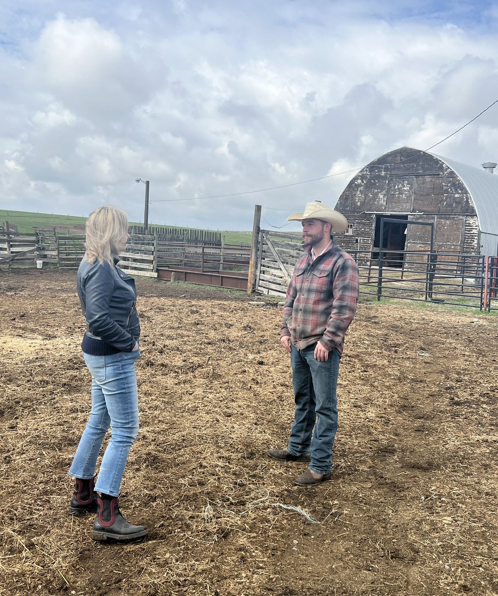 Took a brief trip back to the west - Big Sky country  where talk is hot about Alberta separation.. here’s what some folks told us. youtube.com/watch?v=B9kxMs…