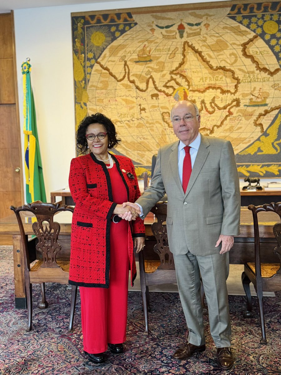 Nardos BEKELE-THOMAS (@nardosbthomas) on Twitter photo I held a productive meeting with H.E. Mauro Vieira, Minister of Foreign Affairs of Brazil <a href="/ItamaratyGovBr/">Itamaraty Brasil 🇧🇷</a>, in the margins of the Brazil–Africa Dialogue. Our discussion reaffirmed the strong historical, cultural, and economic ties between Africa and Brazil and the importance of I held a productive meeting with H.E. Mauro Vieira, Minister of Foreign Affairs of Brazil <a href="/ItamaratyGovBr/">Itamaraty Brasil 🇧🇷</a>, in the margins of the Brazil–Africa Dialogue. Our discussion reaffirmed the strong historical, cultural, and economic ties between Africa and Brazil and the importance of