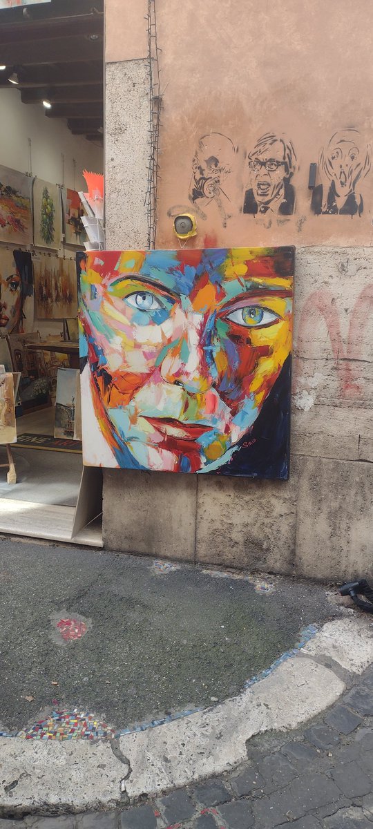 jul27600's tweet image. Striking artwork, Rome!
#Bowie
#incrediblemusic
#bowiefans
#rockstarromancebooks