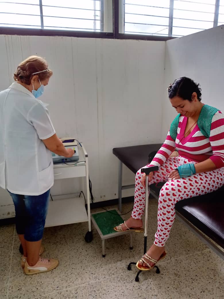 CALIDAD EN LOS SERVICIOS DE COLABORACIÓN CUBANA
#CubaPorLaVida
#CubaCoopera
#TumbaElBloqueo
#NoAlTerrorismo
<a href="/cubacooperaven/">Brigada Médica Cubana en Venezuela</a>
<a href="/medica_lara/">Misión Médica Cubana en Venezuela Estado Lara</a>
<a href="/danielppalmero/">Daniel Perez</a>