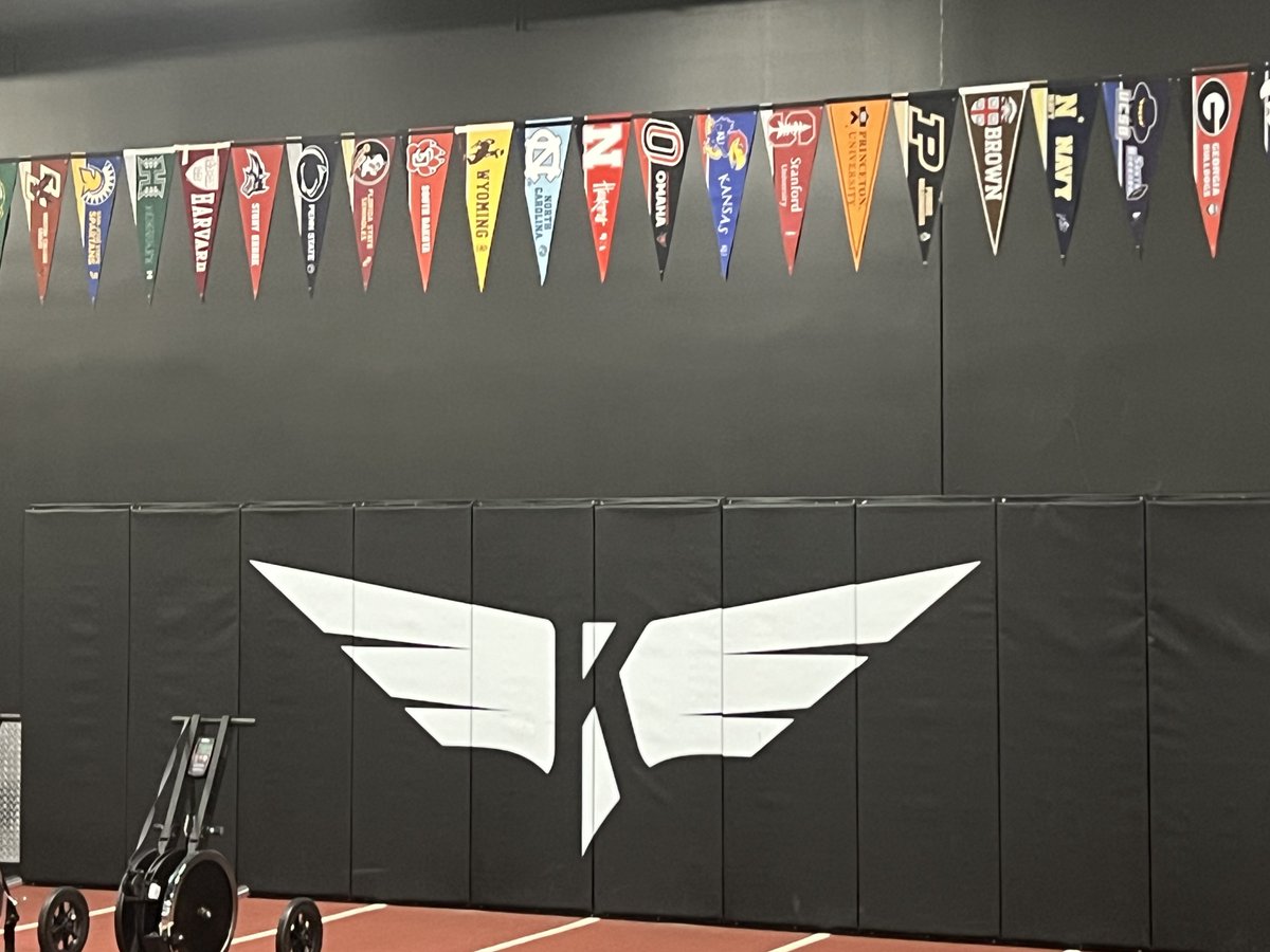 I ❤️ T&F Coaches! (@mikecunningham) on Twitter photo Swung by <a href="/KulaPerformance/">Kula Sports Performance</a> Center while in CO for the NCAA D2 Champs. Big thanks to Gill podcast alum Brian Kula for the invite—this place is LOADED with performance tech. 💪
Brian’s now in Nashville… and I’ll be visiting him later this summer. 👀 Stay tuned. Swung by <a href="/KulaPerformance/">Kula Sports Performance</a> Center while in CO for the NCAA D2 Champs. Big thanks to Gill podcast alum Brian Kula for the invite—this place is LOADED with performance tech. 💪
Brian’s now in Nashville… and I’ll be visiting him later this summer. 👀 Stay tuned.