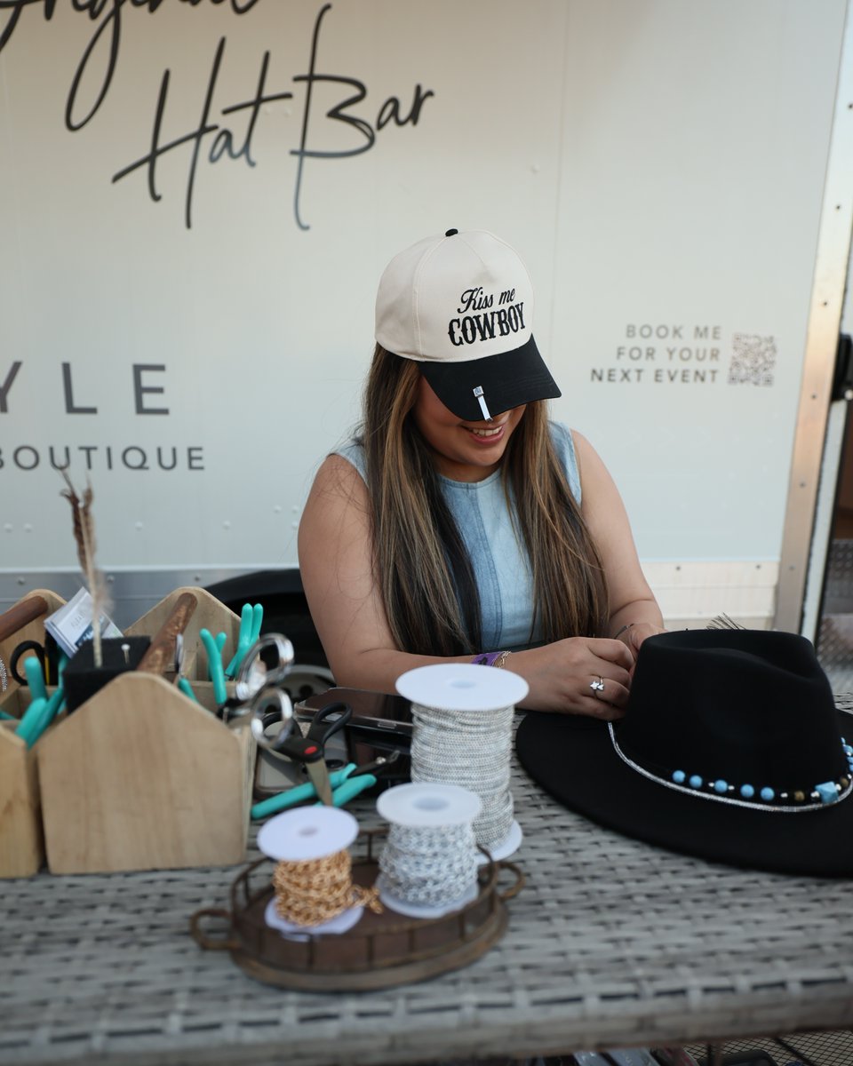 custom hats, custom boots, and a whole lotta Texas style 🤠🔥 

big shoutout to Flea Style for makin' sure our Smokeout crew looked real sharp this year!