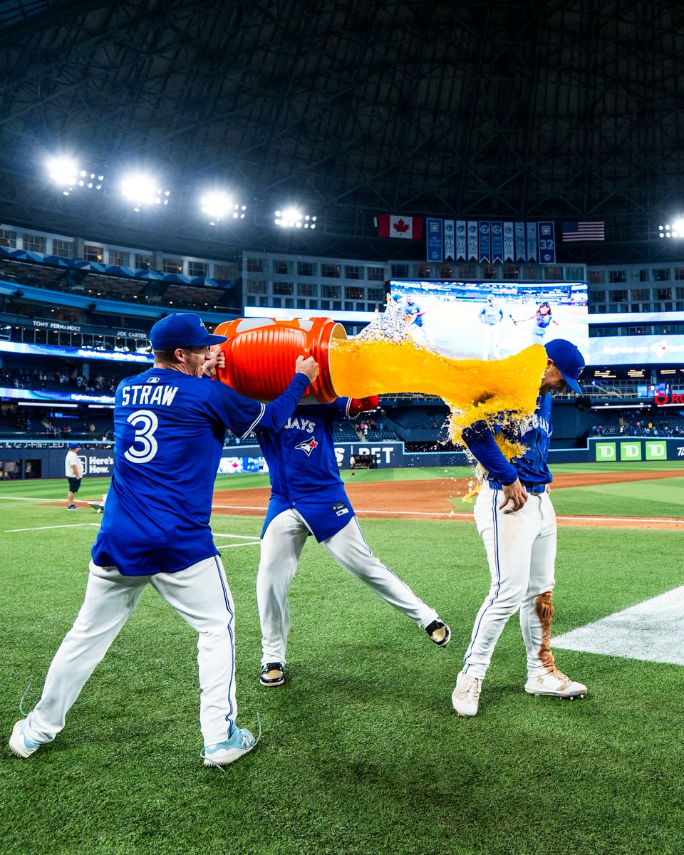 Toronto Blue Jays tweet media
