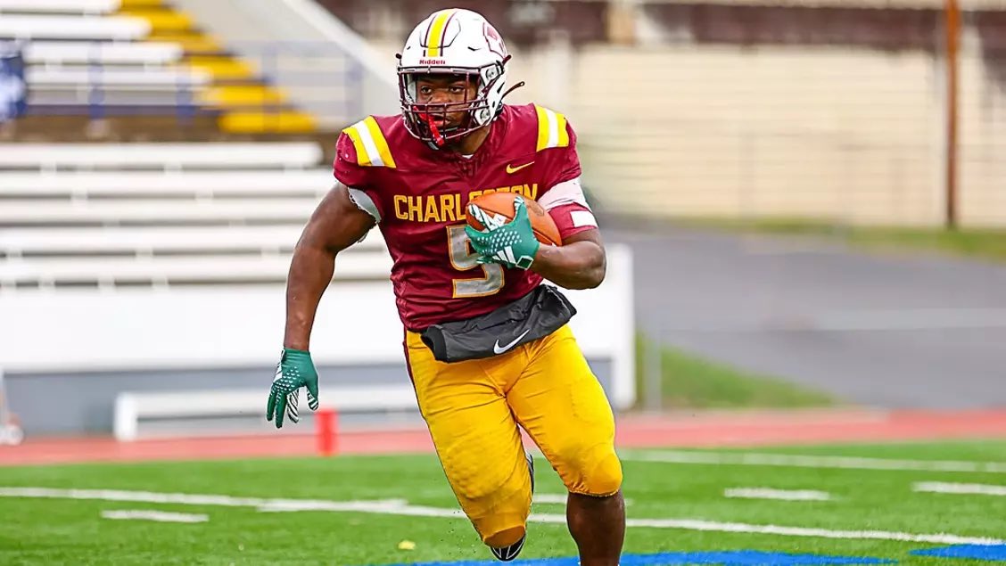 #AGTG After a GREAT conversation w/ <a href="/CoachThompson_3/">Jourdyn Thompson</a> , I am blessed to receive my 4th offer from <a href="/UCWV_Football/">University of Charleston Football</a> 

<a href="/CoachJ_Johnson/">Coach Johnson</a> <a href="/CoachJayyRedd/">Coach JayyRedd</a> <a href="/StatZ_G/">Nick StatZ Gradney</a> <a href="/FB_Sunnyside/">Recruit Sunnyside FB 🏈</a> <a href="/THEPLATFORMDR/">THE PLATFORM</a> <a href="/TXPrivateFBGuy/">Texas Private School Football</a> <a href="/samspiegs/">Sam Spiegelman</a> <a href="/TFloss32/">Todd Glawson</a> <a href="/ChadSimmons_/">ChadSimmons</a> <a href="/BDammone/">Along The Wire</a>

#RecruitSunnyside #LLP🕊️