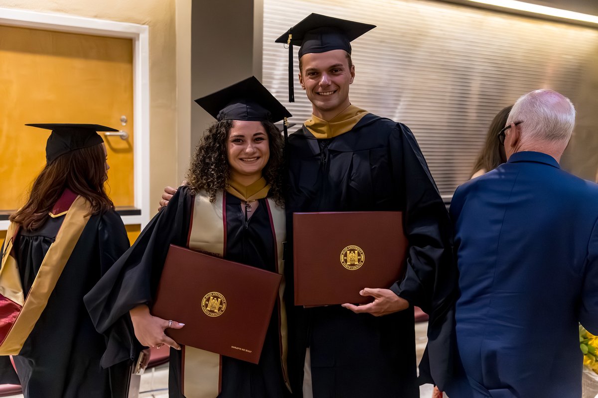Congrats to our Phoenix #ElonGrads who received their Master’s degrees last night! 🎓🔥

#ElonGolf #PhoenixRising