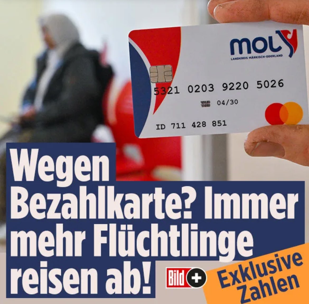 KraZMagazin's tweet photo. Wir könnten auch auch einfach sämtliche Zahlungen einstellen, dann würden noch mehr Flüchtlinge abreisen. https://t.co/tqXdXngZr3