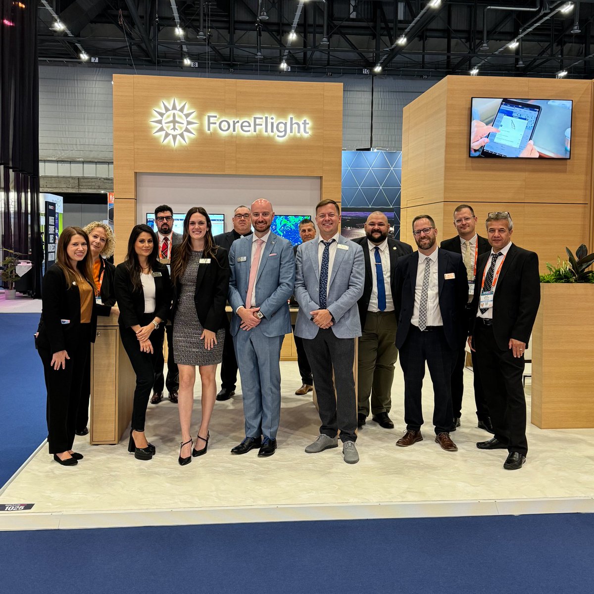 JeppForeFlight's tweet image. Our team was thrilled to attend EBACE in Geneva, which continues to be a key event for business aviation in Europe. Thank you to all of the customers and partners who came out to see us, we look forward to seeing you again in 2026! 🇨🇭🛩️

#EBACE2025 #ForeFlight