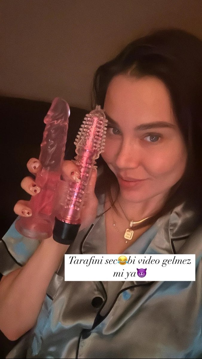 A close-up view of Es1nce's exquisite form