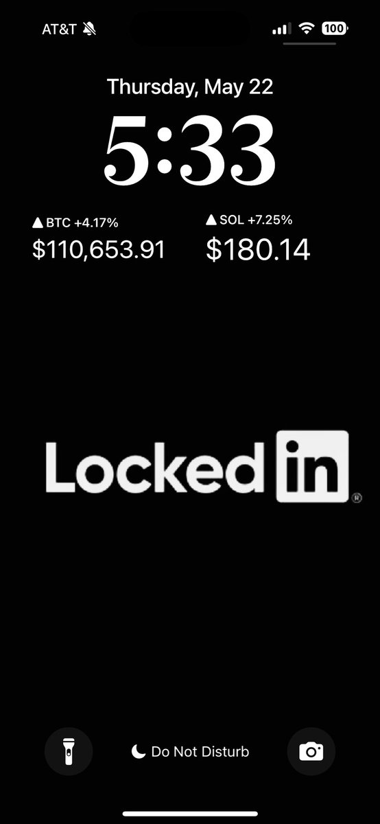 MaxZhgx's tweet image. Actually made it