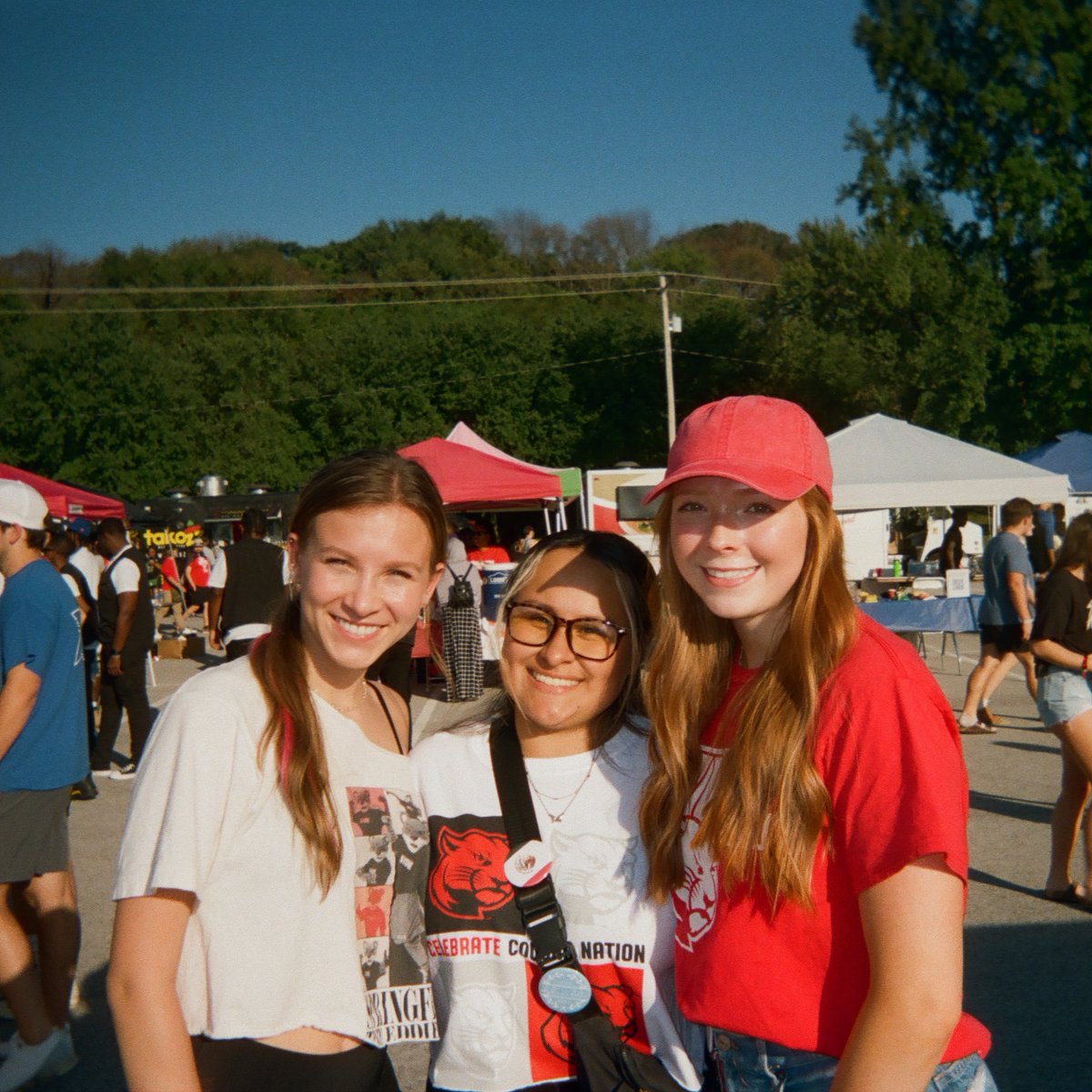 Homecoming flashback — captured on film! 📸 Just 125 days until we celebrate again! Mark your calendars for Wednesday, September 24 to Sunday, September 28!
 
#SIUE #SIUEdwardsville