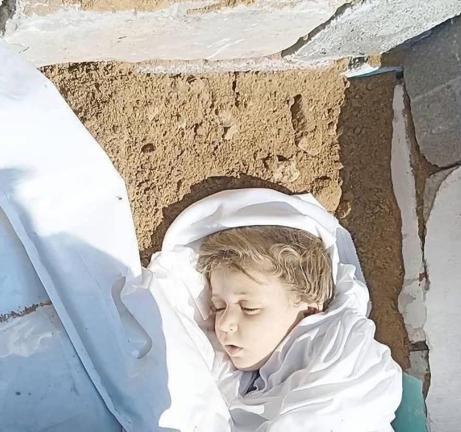 اللهمَّ من خذلهم فاخذله
ومن قتلهم فاقتله
ومن جوَّعهم فجوّعه
ومن أظمأهم فأظمئه
ومن خوّفهم فخوّفه
اللهم عدلكَ وانتقامك لغزَّة!