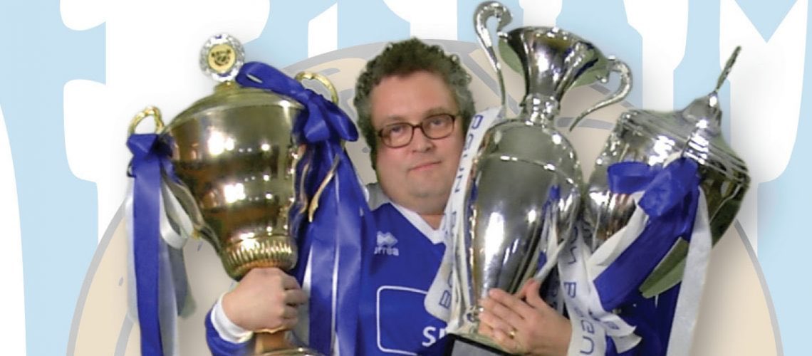 Tvöfaldir meistarar í handboltanum og mættir í 8-liða úrslit í mjólkurbikarnum. 

Ég hef séð þetta handrit áður…

Kennie Chopart er að fara lyfta dollu í sumar 🚬🚬