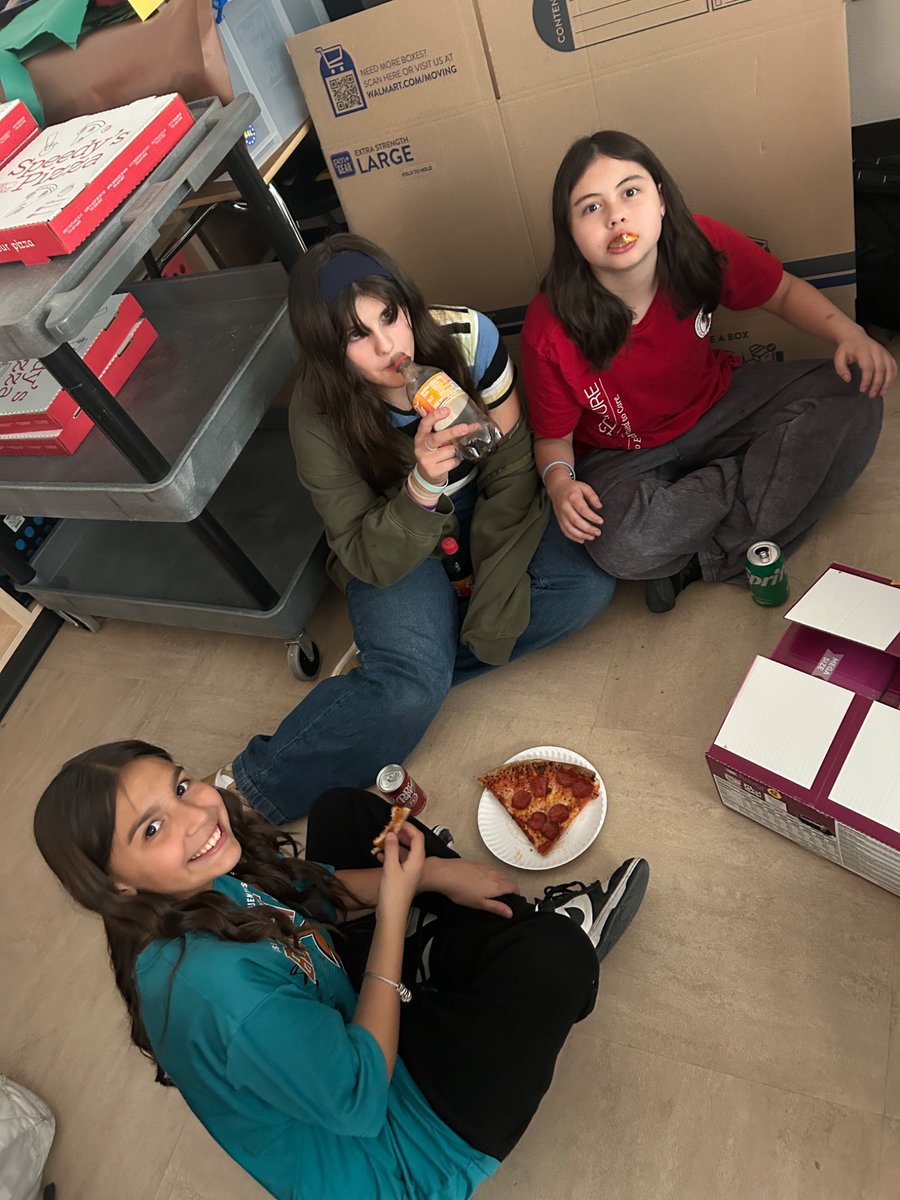 Vanessa Granados (@vgrana_pms) on Twitter photo Celebrated our Reading Plus Combo Competition winners!! πThroughout the year my 6th RLA classes were able to complete 1,613 combos! #ReadingIsFUNdamental <a href="/Puentes_MS/">Greta June Brasgalla</a> Celebrated our Reading Plus Combo Competition winners!! πThroughout the year my 6th RLA classes were able to complete 1,613 combos! #ReadingIsFUNdamental <a href="/Puentes_MS/">Greta June Brasgalla</a>