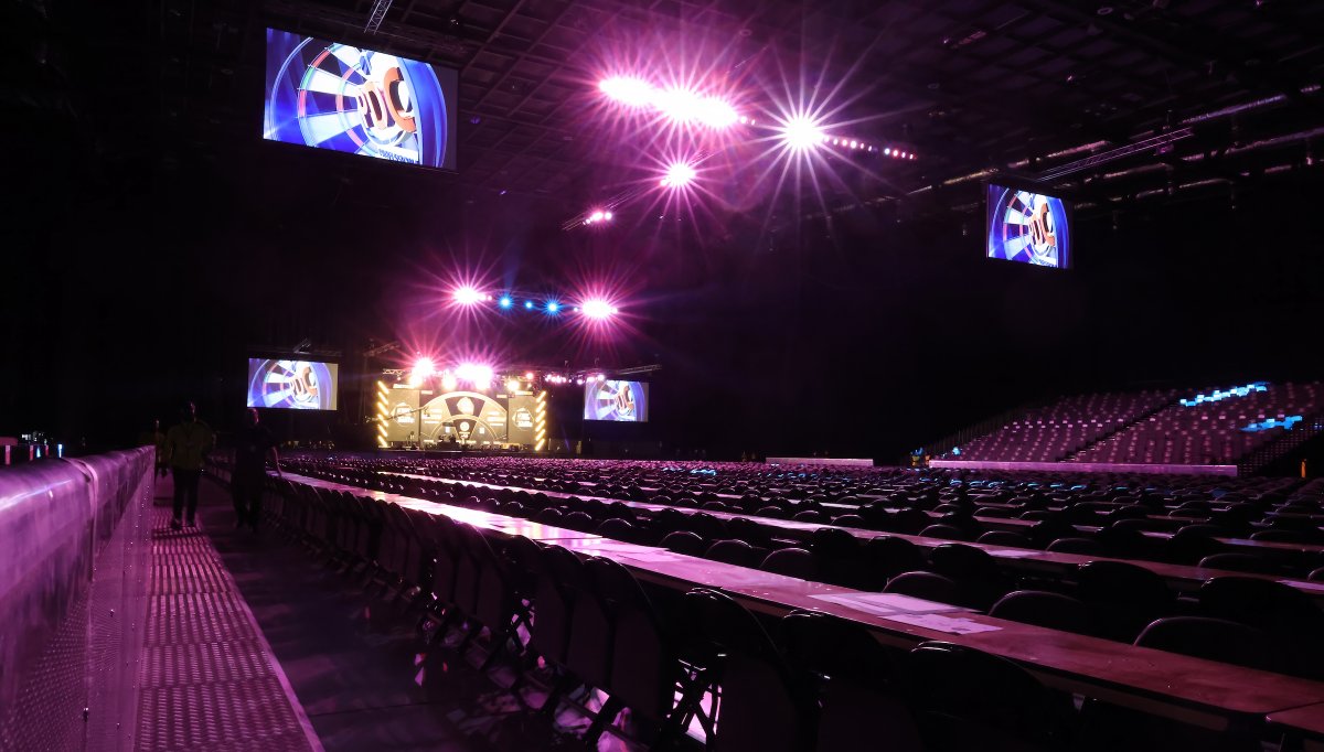 ‼️ The semi-finals for the Premier League play-offs have been confirmed with Luke Littler finishing top and Humphries in second place.

Luke Littler 🆚 Gerwyn Price
Luke Humphries 🆚 Nathan Aspinall

#Darts #PLDarts