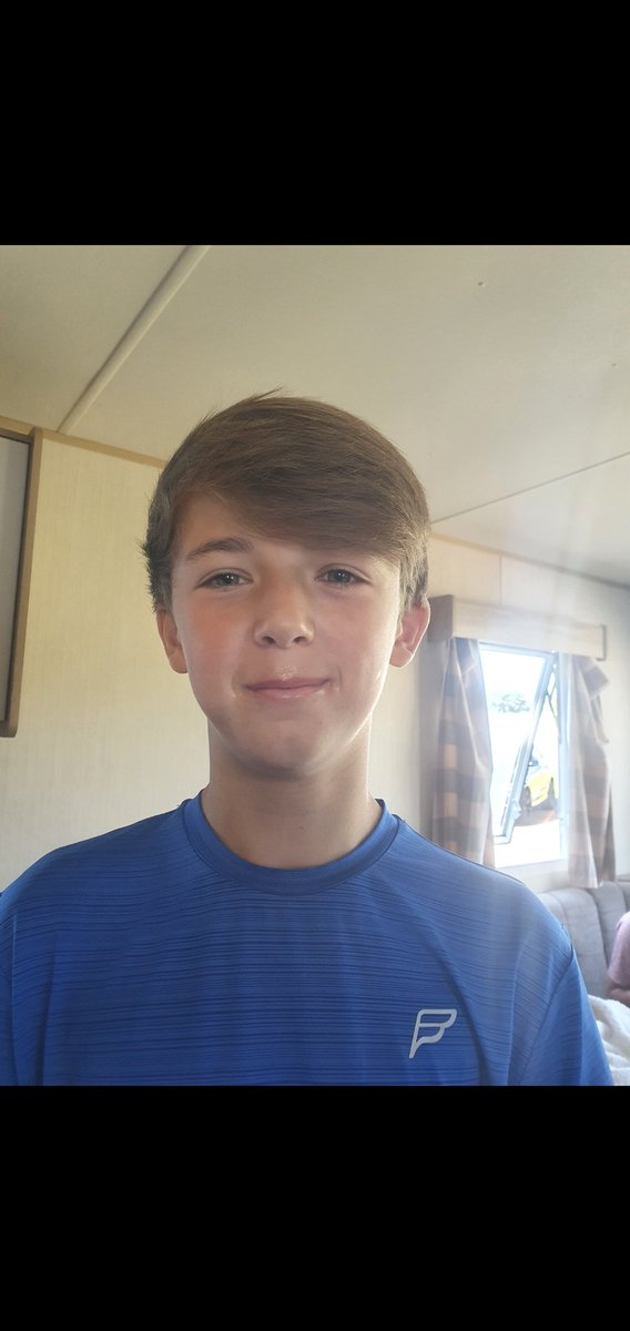 Thought this lad had a great game today in a final for the school🙌 great game and was on the ball commanding his box for the first 2 periods on the ball 🫂Extra time and it wasn't meant to be.. A special lad who's r friend literally blew us all away👏👏👏  a phenomal talent 💃