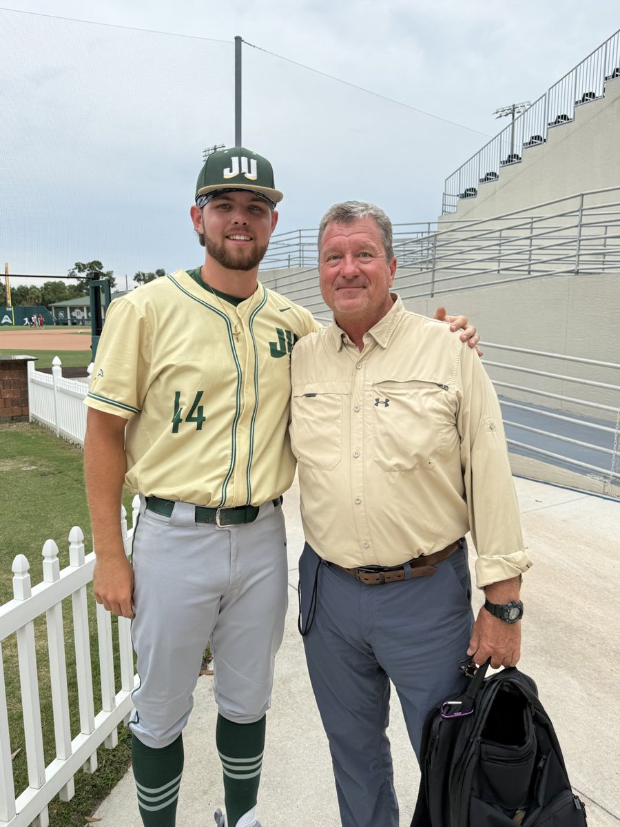 SWFLBaseball1's tweet photo. Always a great student, Blake Barquin graduated with his Master’s degree this spring, looking to get into professional baseball whether it’s on the field or in the front office. Great work Blake, that’s the definition of student athlete, proud of you! https://t.co/JNSGp00xYC