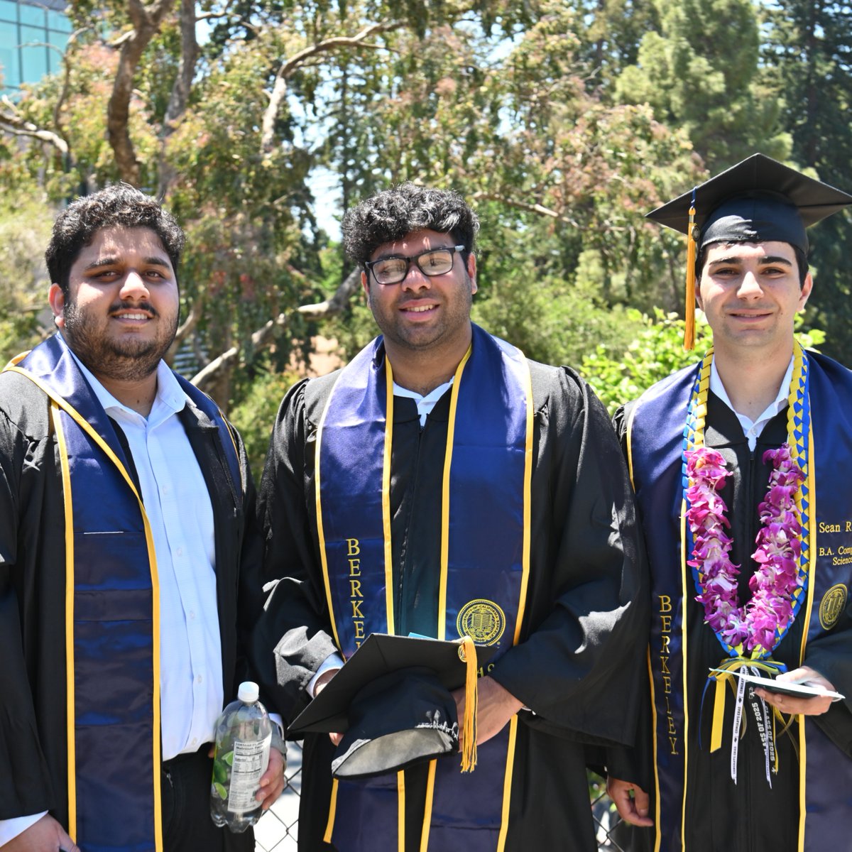 BerkeleyCDSS's tweet image. Congratulations, Class of 2025! 🎓🐻 The College of Computing, Data Science, and Society is so proud of each and everyone of you. Let the celebrations begin! 🙌
📸 : KLC fotos / Marcus Edwards
#CalGrad #CDSSgrad