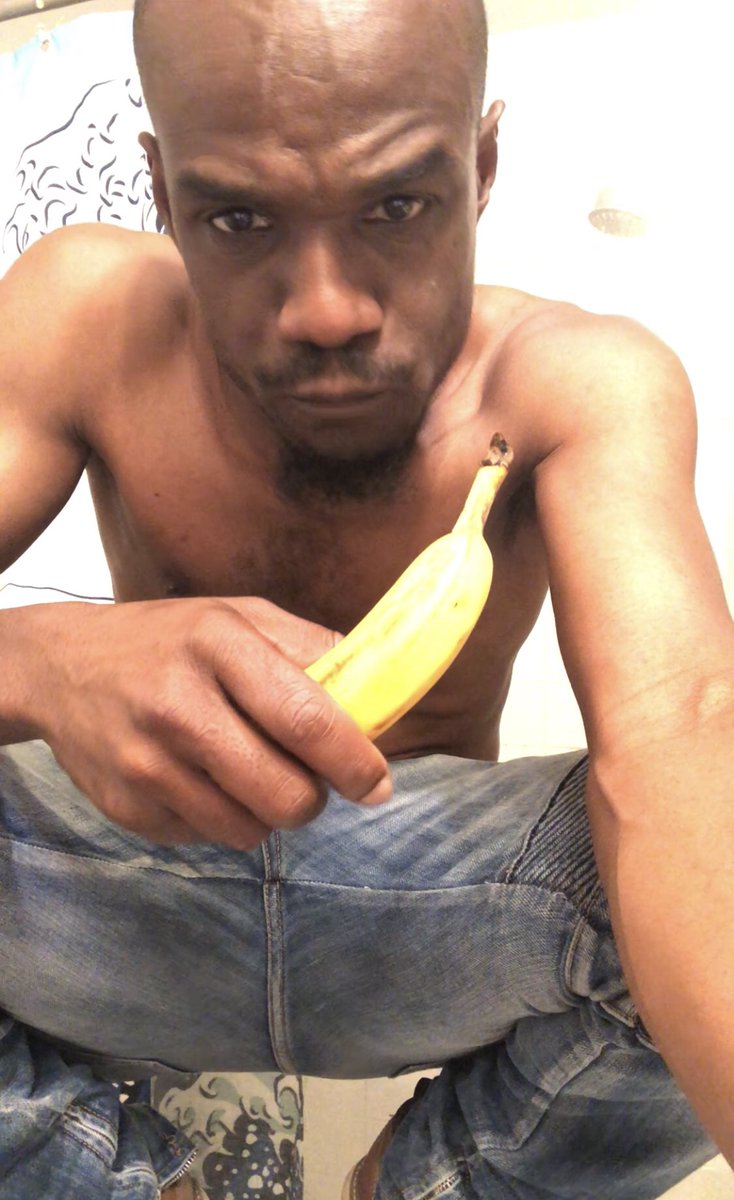 black8vers tweet media