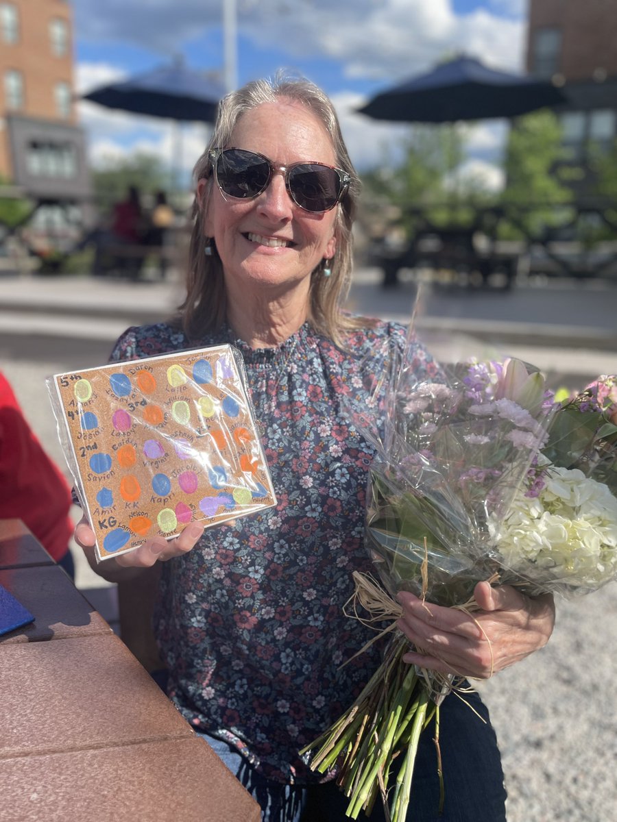 Rebecca Fischer tweet media