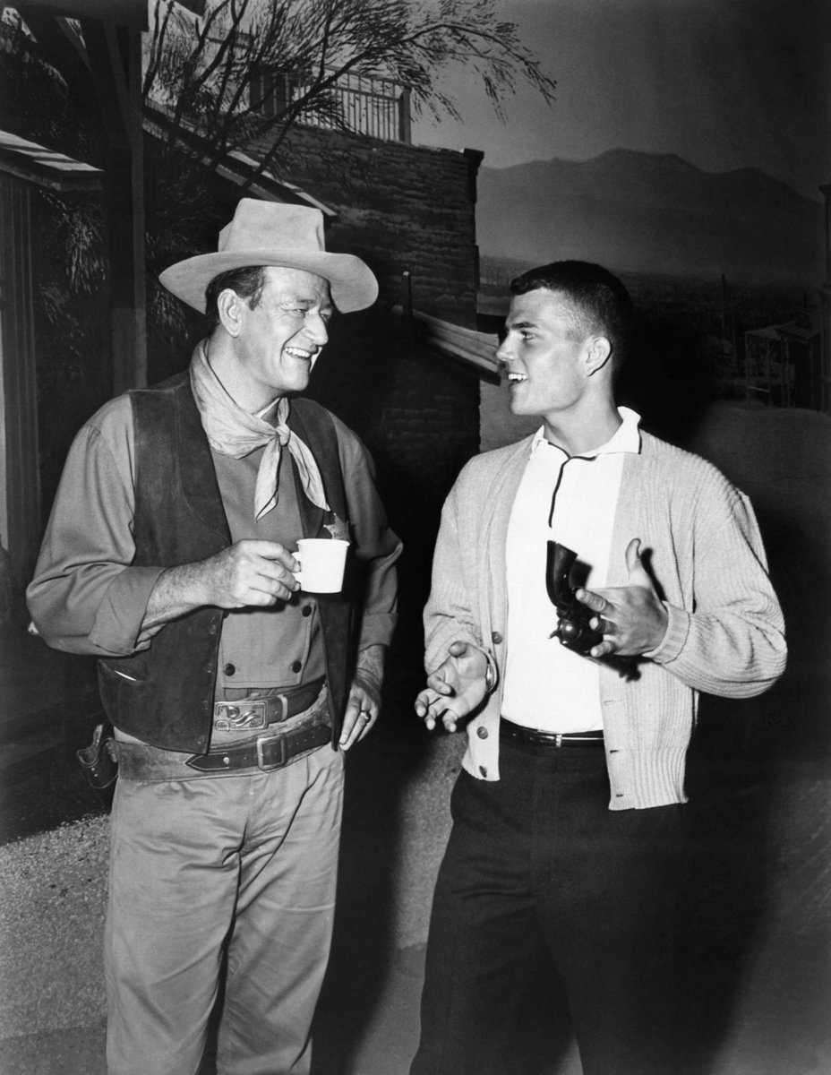 ☕️ Join us for coffee with the Wayne family at the John Wayne Museum in Fort Worth. Enjoy Gold Handle Coffee, pastries &amp; personal stories about Duke’s legacy.
📅 May 26 | 9–11:30 AM
🎟️ Very limited seats: bit.ly/45fYVwg

#JohnWayne #FortWorthEvents #MemorialDayWeekend