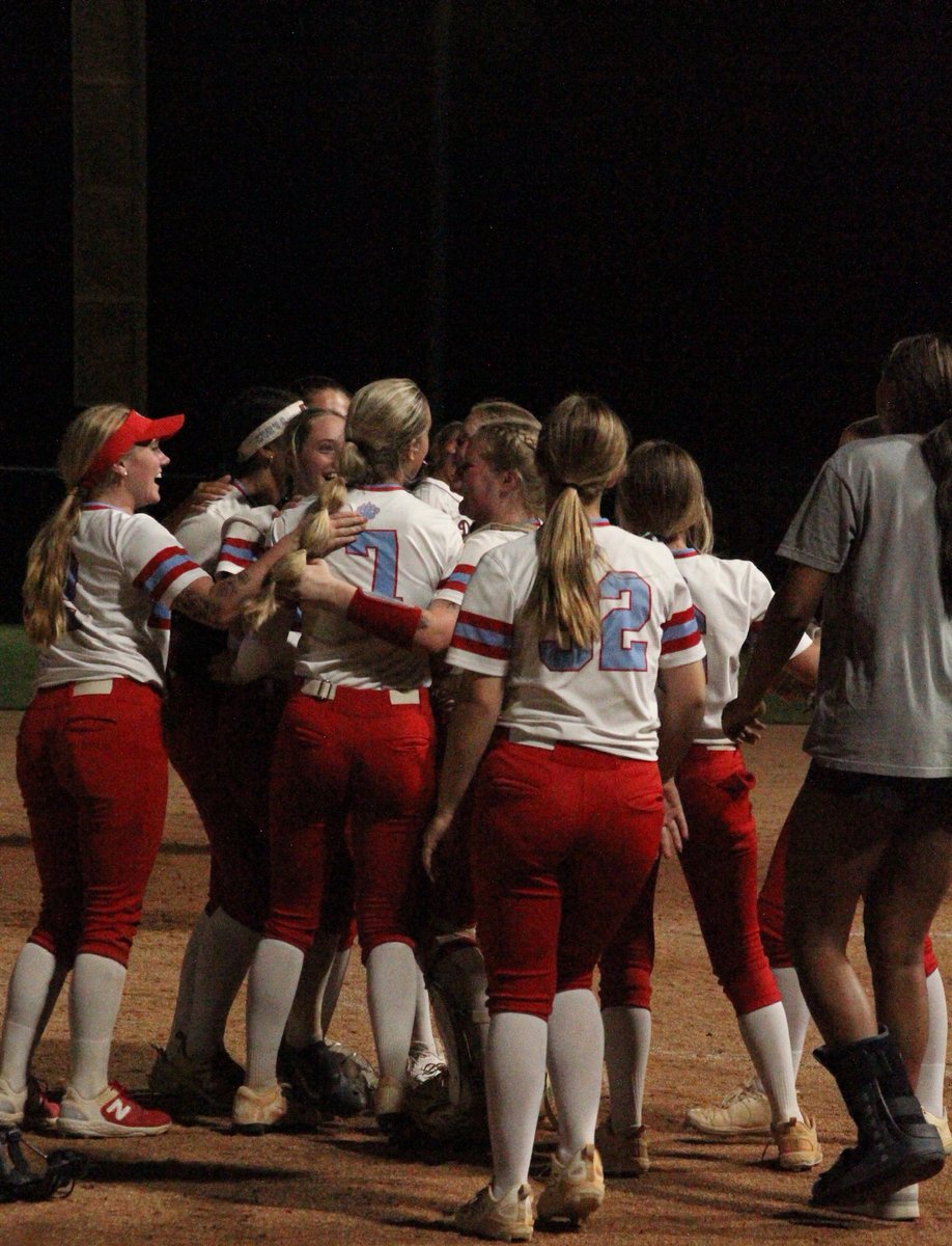 Laura Kate Prater-2026 C/INF/UTL (@lauraprater07) on Twitter photo Highschool season came to an end yesterday. The Lady Bruins finished district and region champions and third in state. So proud of us! <a href="/DeltaStateSB/">Lady Statesmen Softball</a>
BA: .484
OBP: .536
SLG: .758
H: 44
1B: 24
2B: 17
3B: 1
HR: 2
RBI: 39 Highschool season came to an end yesterday. The Lady Bruins finished district and region champions and third in state. So proud of us! <a href="/DeltaStateSB/">Lady Statesmen Softball</a>
BA: .484
OBP: .536
SLG: .758
H: 44
1B: 24
2B: 17
3B: 1
HR: 2
RBI: 39