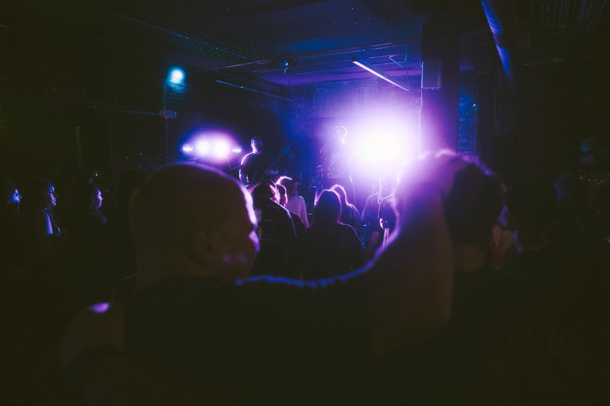 TwoSidesOfMeVA's tweet photo. Day 1 of our 'Spring Tour' with @asopband was INSANE. Charlotte, NC tonight! Doors at 8pm. 

Dates: 

May 22 - Charlotte, NC @ The Milestone 
May 23 - Gainesville, GA @ Blackstrap Rock Hall
May 24 - Nashville, TN @ The Vinyl Lounge
May 25 - Indianapolis, IN @ The Hoosier Dome https://t.co/IuIUvFe4YQ