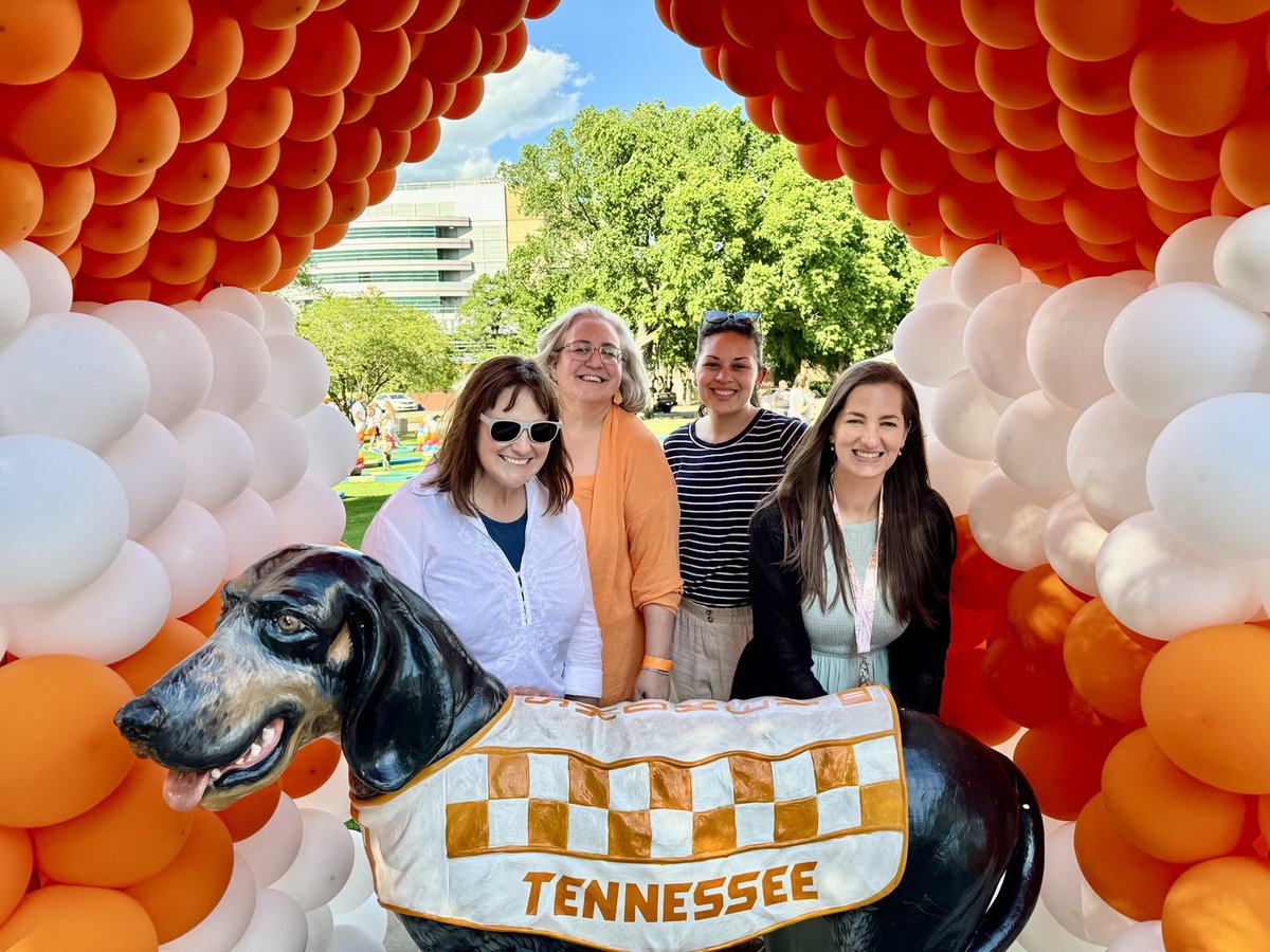 Dr. Lori Messinger (@utkdeanlorim) on Twitter photo Fun with <a href="/utkcsw/">University of Tennessee College of Social Work</a> faculty at the <a href="/UTProvost/">UT Provost</a> end of year celebration! Fun with <a href="/utkcsw/">University of Tennessee College of Social Work</a> faculty at the <a href="/UTProvost/">UT Provost</a> end of year celebration!