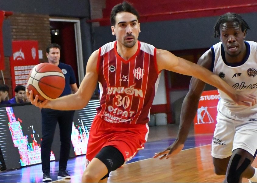 @RiachueloClub <a href="/BasquetUnion/">Basquet UNIÓN</a> <a href="/clubaunion/">Club Atlético Unión</a> 📊 algunos datos de <a href="/caubasquet/">CAU Básquet</a> en la temporada
✔️Solo 2 jugadores dieron su presente en los 38 partidos: <a href="/elgringo131/">Dani</a> (promedio 20 min x juego) y <a href="/maurocosolito/">mauroc10</a> (25' x partido)
✔️ Los que más minutos estuvieron en cancha son Cosolito (964), <a href="/Mcabot8/">Marcos Cabot</a> (874) y <a href="/PedroBombino1/">Pedro Bombino 💣</a> (799)