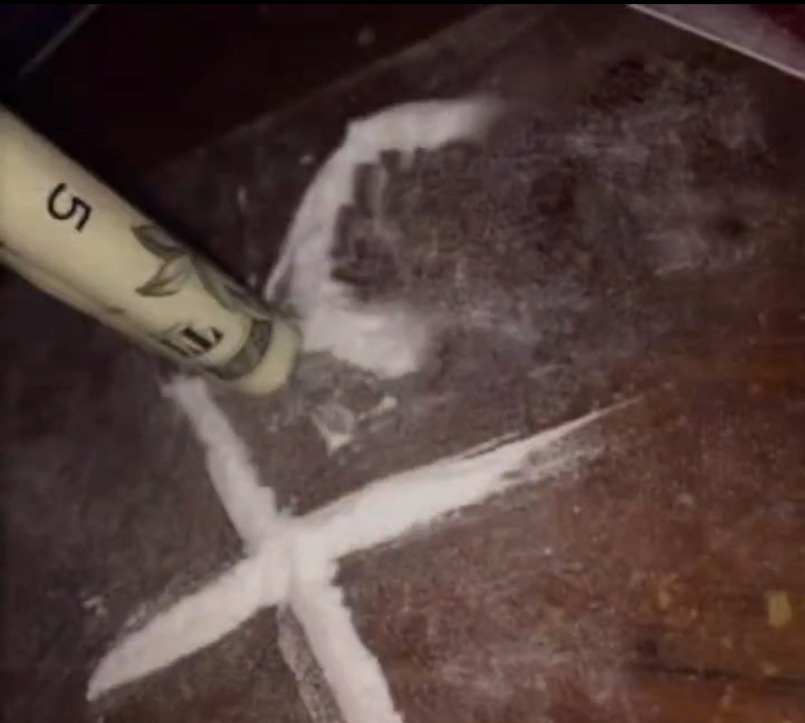 Queen Kendall Jenner💋 5 (@tealwillrise_) on Twitter photo 