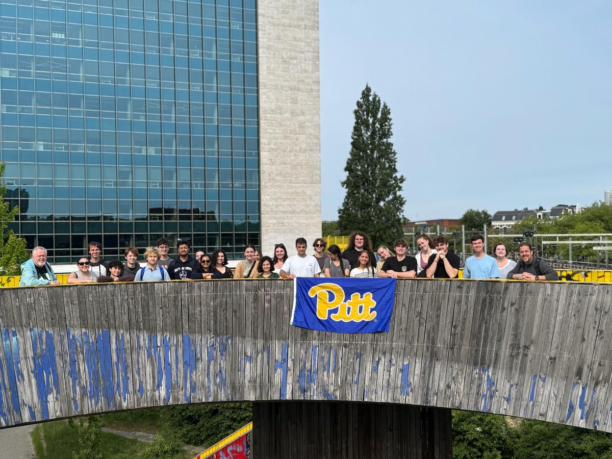 DakAkkers tweet media