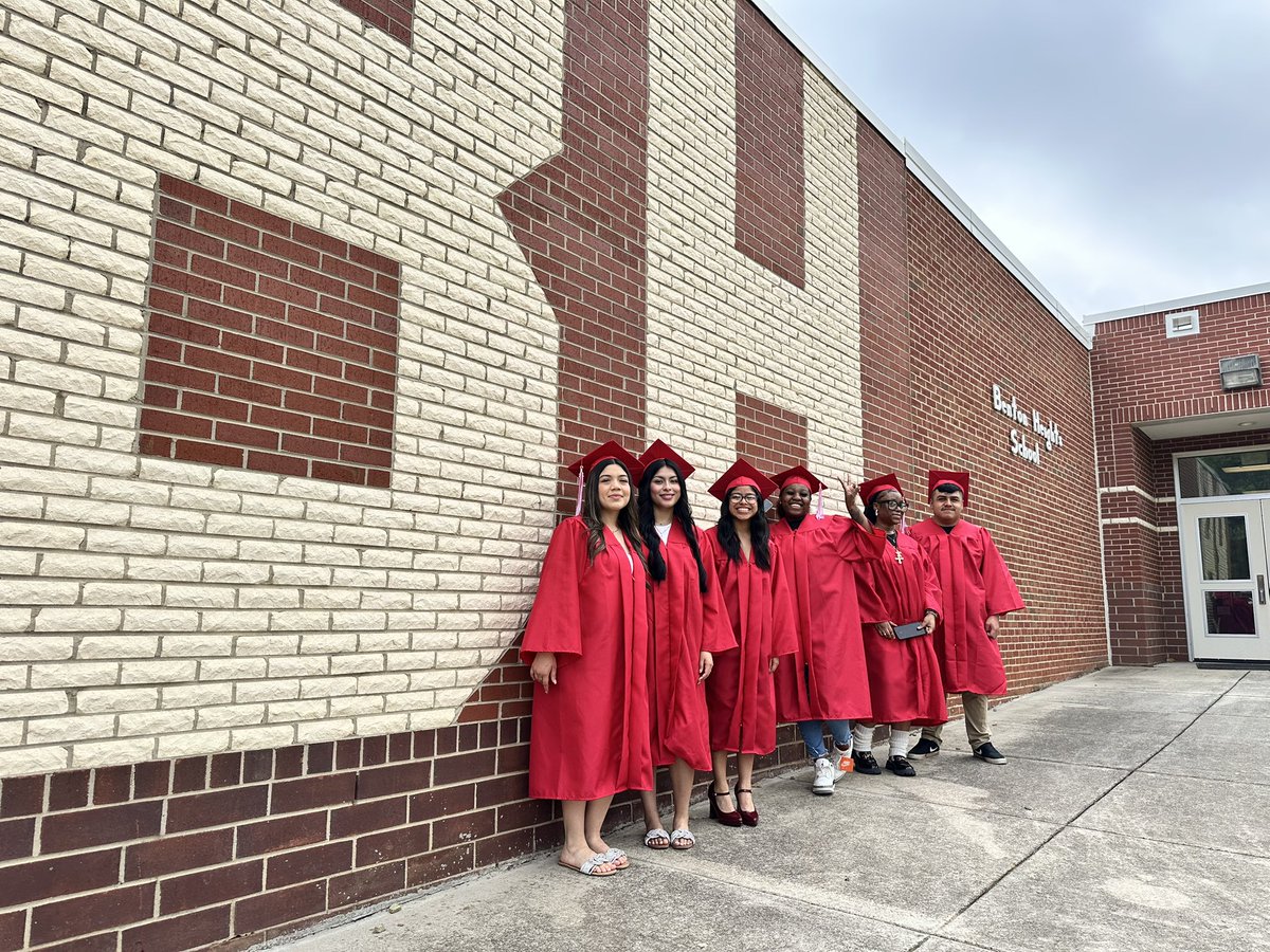 Benton Heights ESA (@bentonheightses) on Twitter photo So proud of these former tigers. Congratulations to the <a href="/MonroeHSNC/">Monroe High School (NC)</a> class of 2025! <a href="/AGHoulihan/">Andrew G. Houlihan</a> <a href="/UCPSNC/">Union County Public Schools</a> <a href="/boatcandice/">Candice Boatright</a> <a href="/aestinch/">Amanda Stinchcomb</a> So proud of these former tigers. Congratulations to the <a href="/MonroeHSNC/">Monroe High School (NC)</a> class of 2025! <a href="/AGHoulihan/">Andrew G. Houlihan</a> <a href="/UCPSNC/">Union County Public Schools</a> <a href="/boatcandice/">Candice Boatright</a> <a href="/aestinch/">Amanda Stinchcomb</a>