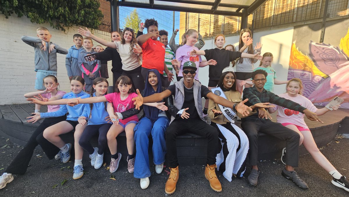 Beyond Skin tweet media